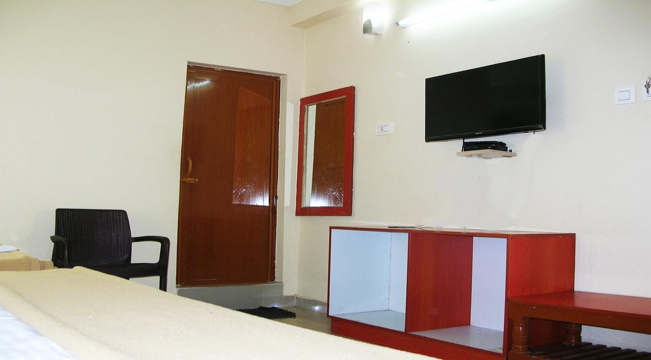 Ssb Residency Ξενοδοχείο Τιρουπάτι Εξωτερικό φωτογραφία
