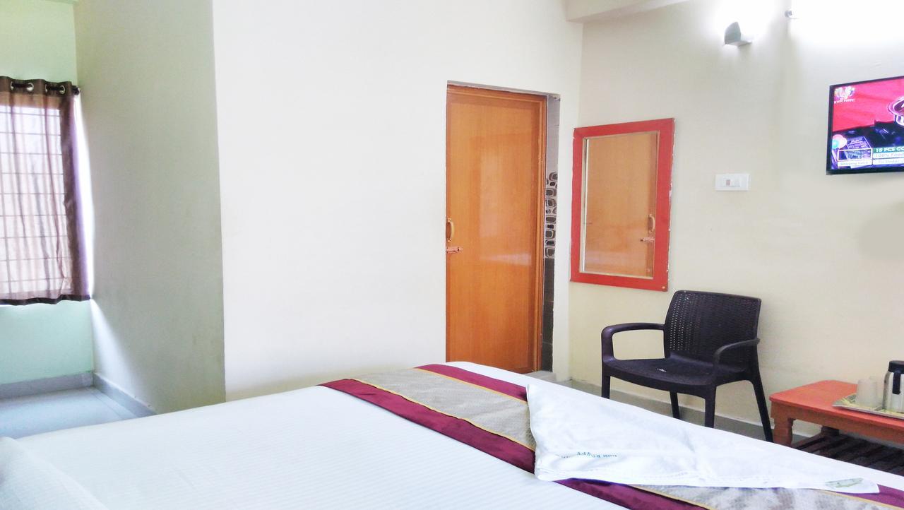 Ssb Residency Ξενοδοχείο Τιρουπάτι Εξωτερικό φωτογραφία